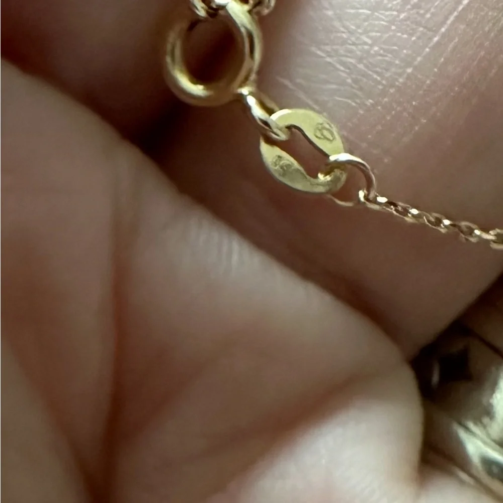 🎉Sale🎉Mrs. 14kt necklace - Picture 6 of 9